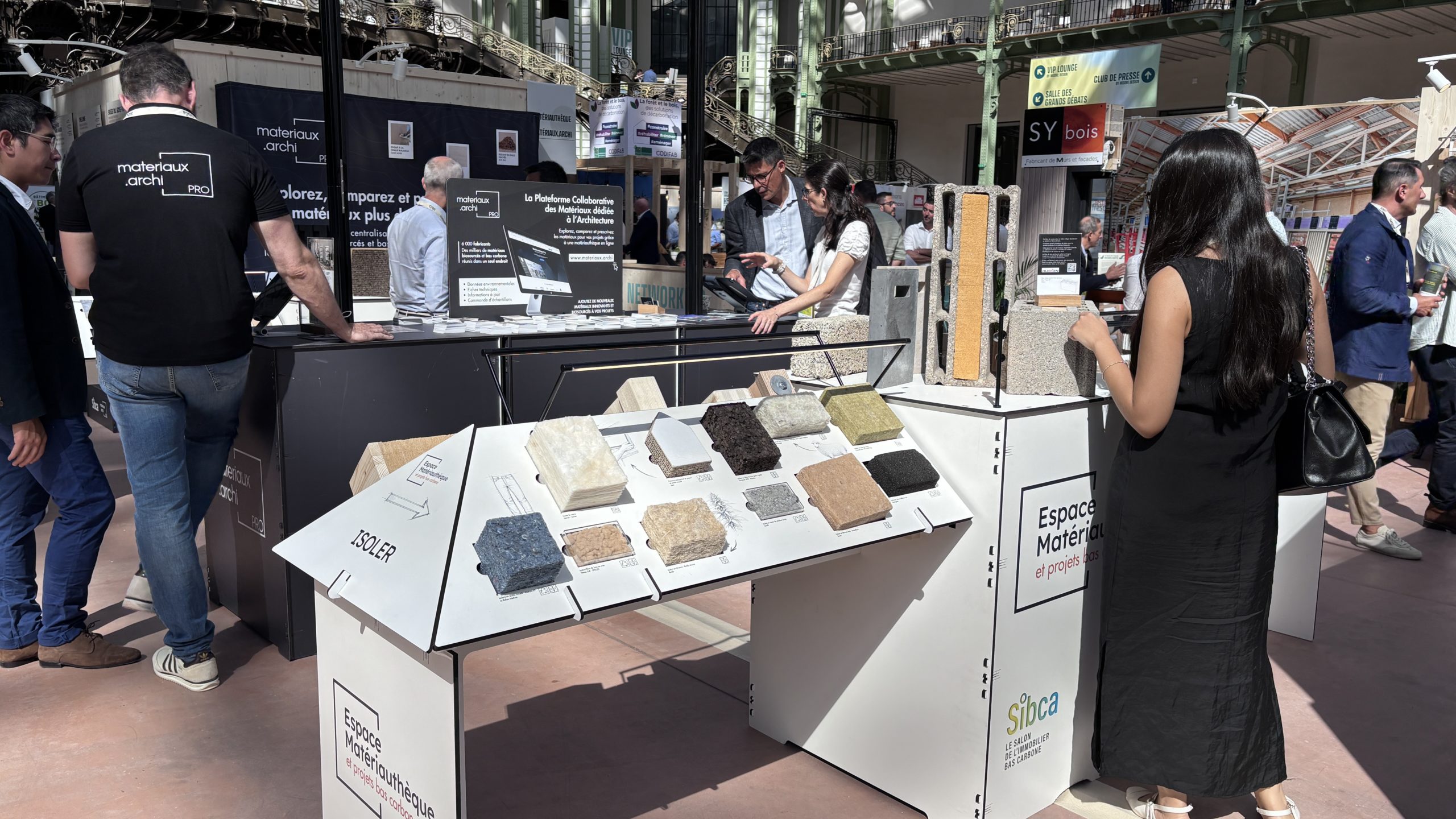 l'espace matériauthèque du salon SIBCA 2026